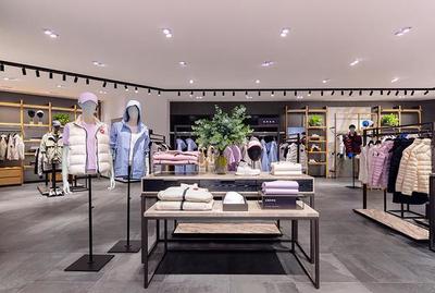 讀者情懷落幕深圳灣迎新，服飾零售格局現新貌