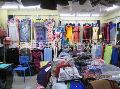 廣州鳳秋翔服裝怎么樣?(好不好,公司簡(jiǎn)介,主營(yíng)產(chǎn)品)---城際分類(lèi)